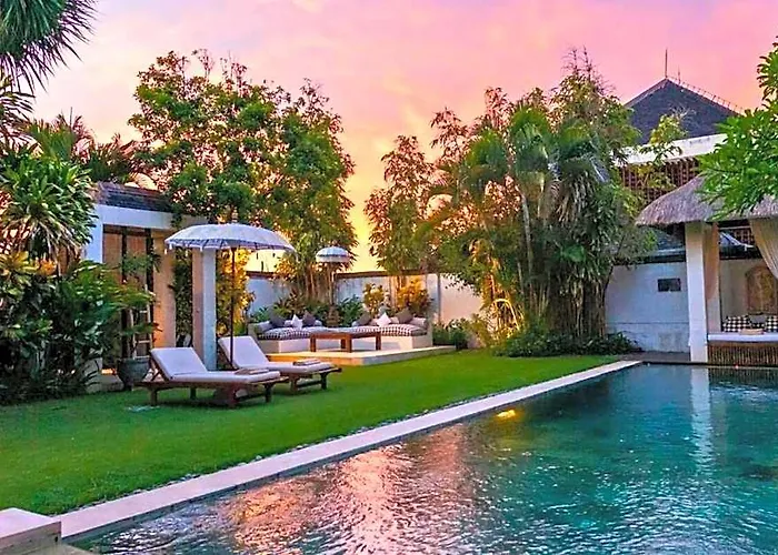 Seaside Palace 3 Bedroom Private Pool Zn41 Sukawati (Bali)